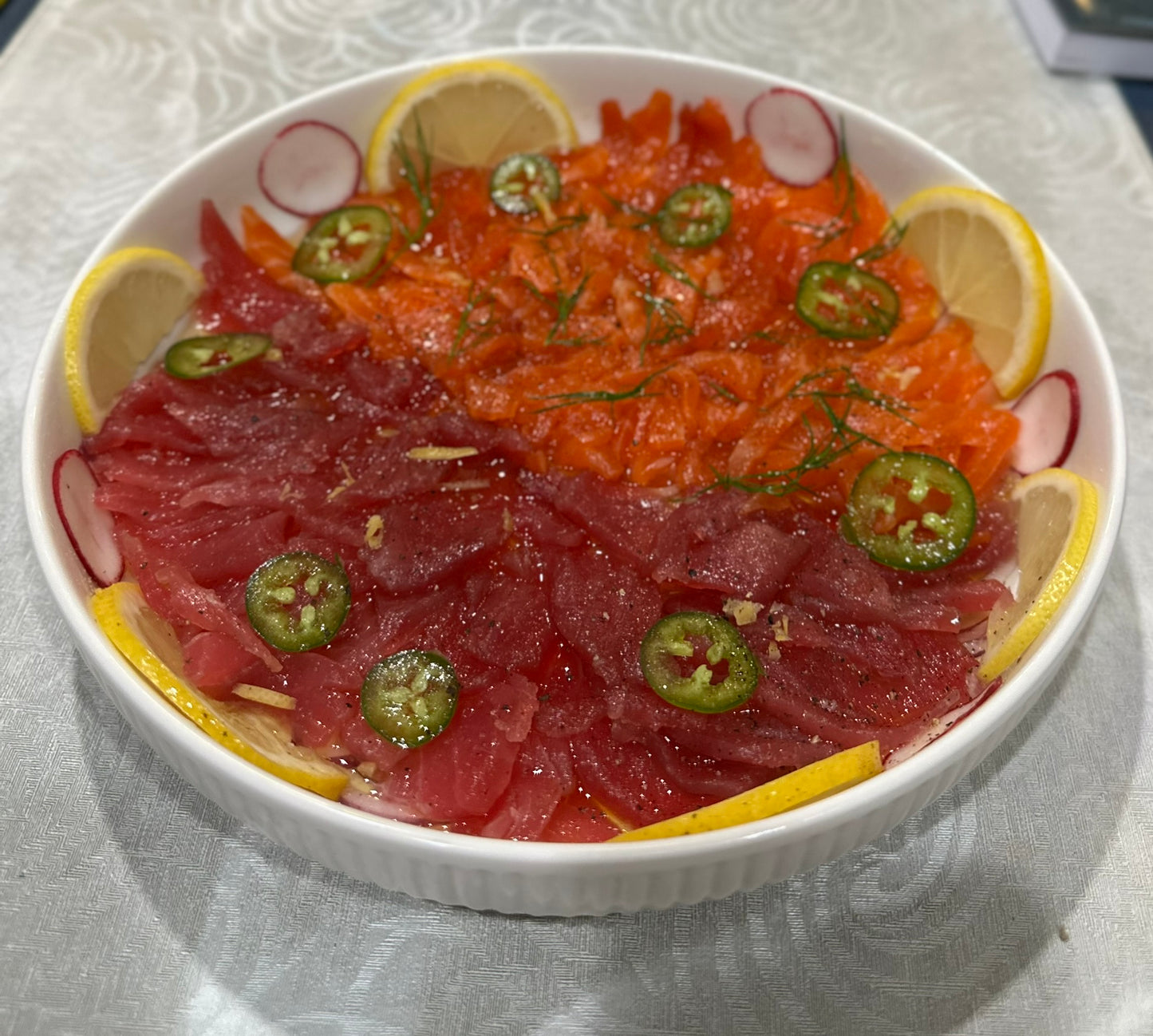 Le Cure Mixed Tuna & Salmon Platter